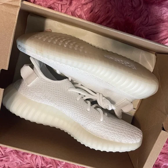 Brand new never been worn before Yeezy 350 v2 - Picture 2 of 12
